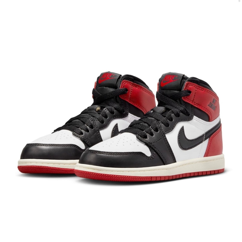 Kids Sky Jordan Retro High OG Black Toe Reimagined Nike Sneakers size US 13C